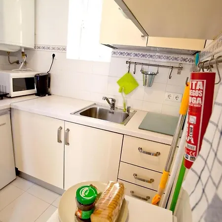 With One Bedroom In Lisboa, With Wonderful City View, Balcony And W... Appartement