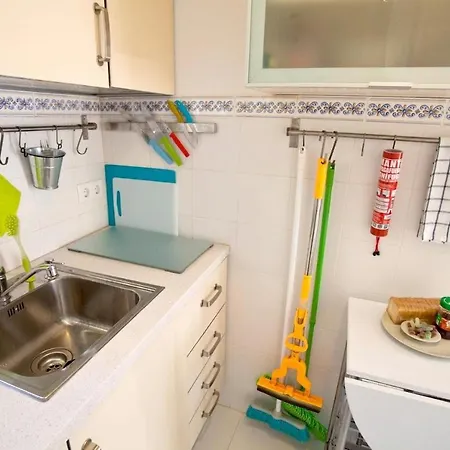 With One Bedroom In Lisboa, With Wonderful City View, Balcony And W... Lizbona